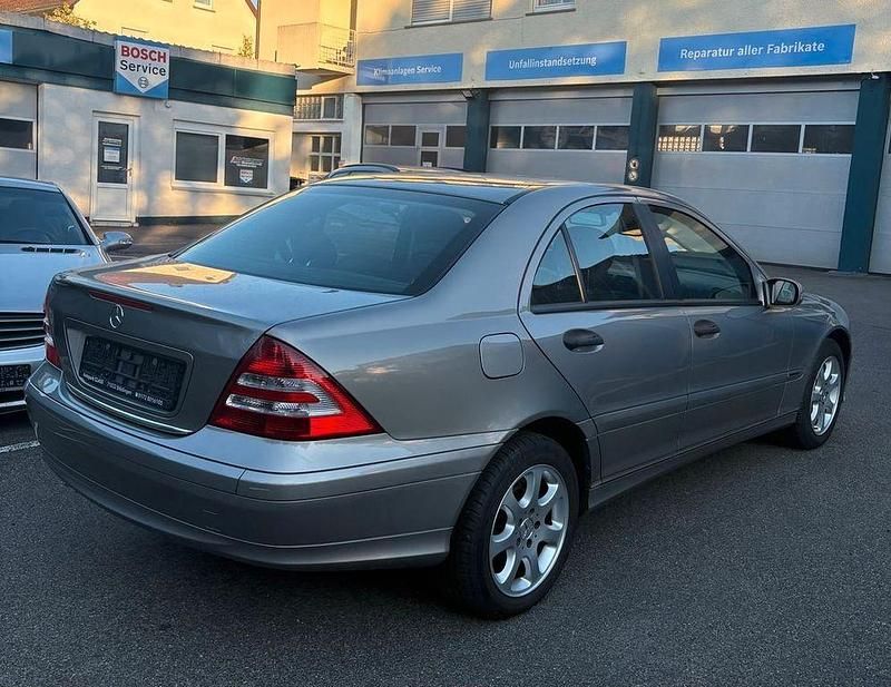 Gebraucht Mercedes C280 231 PS (169 kW) 2005 Silber Limousine
