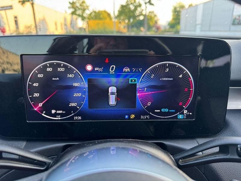 Silber Gebraucht 2022 Mercedes C200 Avantgarde Limousine | 22.199 € (Guter Preis) - Bild 1/4