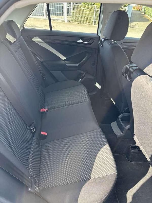 Gebraucht VW T-Roc Basis 116 PS (85 kW) 2019 Weiß SUV