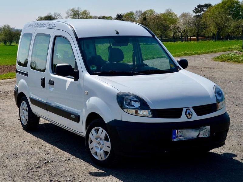 Usado Renault Kangoo Campus 95 HP (69 kW) 2007 Branco Monovolume