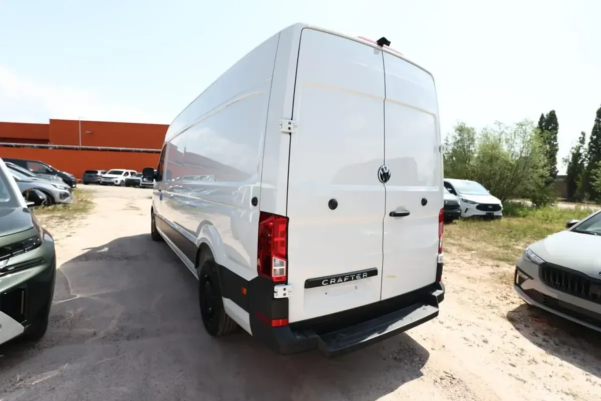 Neu VW Crafter 177 PS (130 kW) 2026 Candyweiß Van