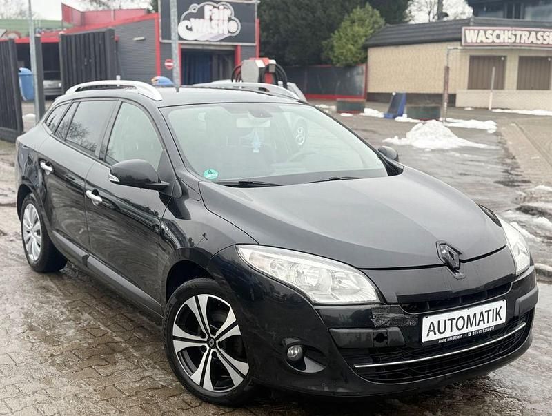 Gebraucht Renault Mégane III Bose Edition 110 PS (80 kW) 2011 Schwarz Limousine