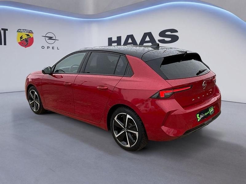 Gebraucht Opel Astra 131 PS (96 kW) 2023 Rot Limousine