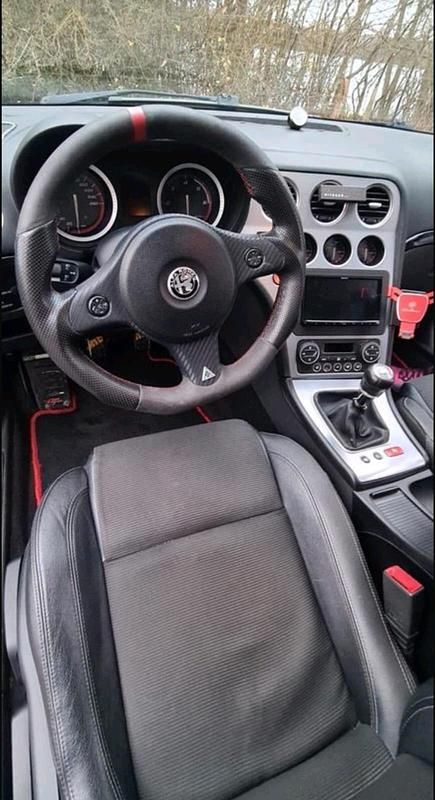 Second-hand Alfa Romeo 159 240 CP (176 kW) 2008 Gri Berlinǎ