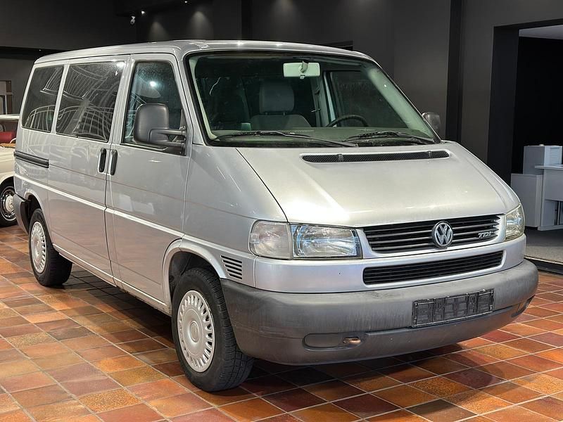 Gebraucht VW T4 102 PS (75 kW) 2002 Silber Van
