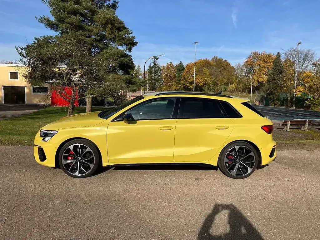 Gebraucht Audi S3 Sport 310 PS (228 kW) 2023 Gelb Limousine