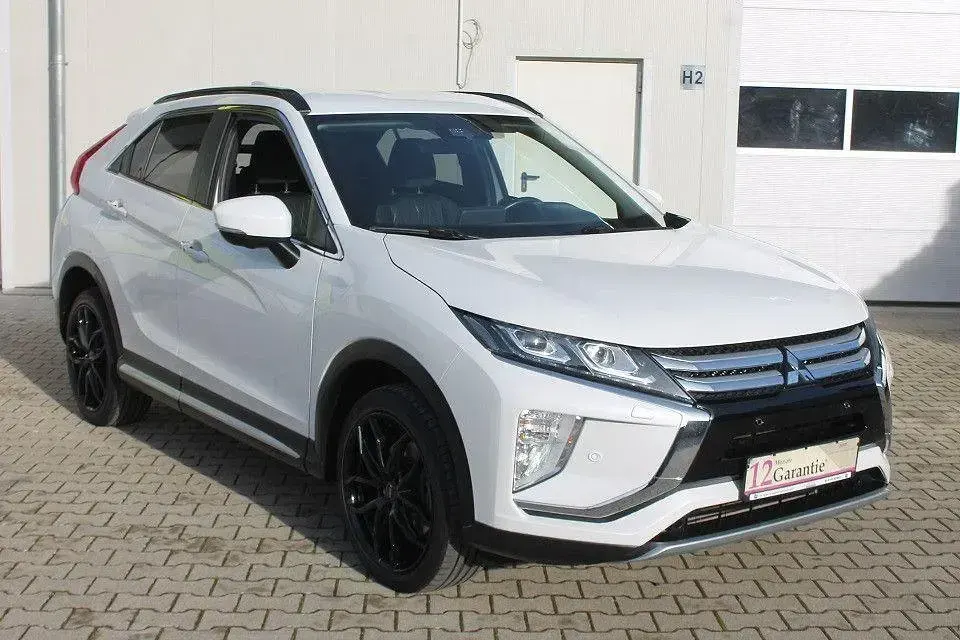 Gebraucht Mitsubishi Eclipse Cross 163 PS (119 kW) 2018 Weiß SUV