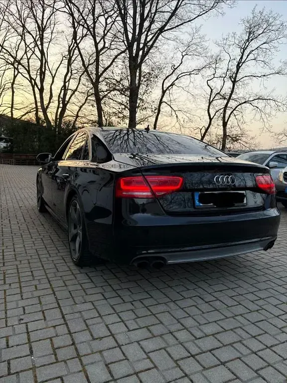 Gebraucht Audi S8 Sport 519 PS (381 kW) 2012 Schwarz Limousine