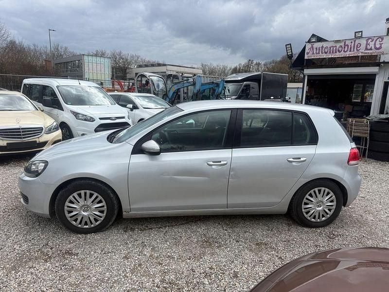 Gebraucht VW Golf VI Trendline 80 PS (58 kW) 2009 Silber Kleinwagen