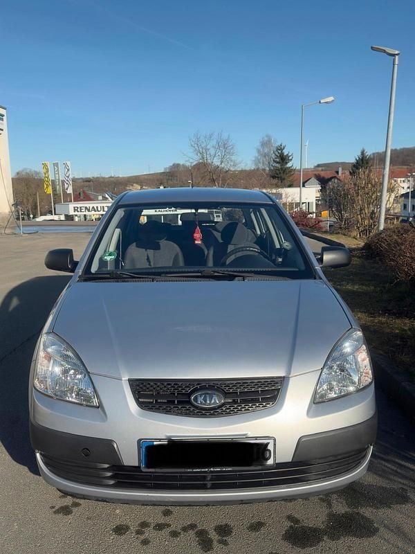 Gebraucht Kia Rio 97 PS (71 kW) 2009 Grau Kleinwagen