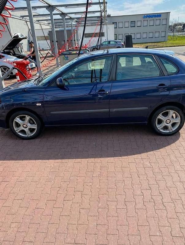 Second-hand Seat Ibiza Reference 64 CP (47 kW) 2011 Berlinǎ