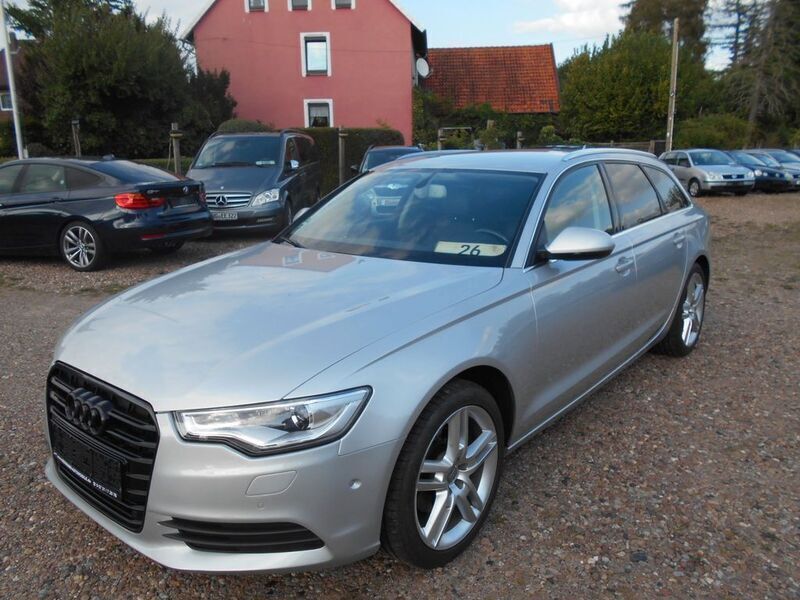 Silber Gebraucht 2012 Audi A6 Comfort Kombi | 11.989 € (Guter Preis) - Bild 1/4