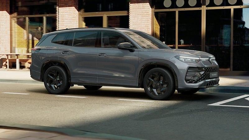 Neu VW Tayron R-line 193 PS (141 kW) 2026 Grau SUV