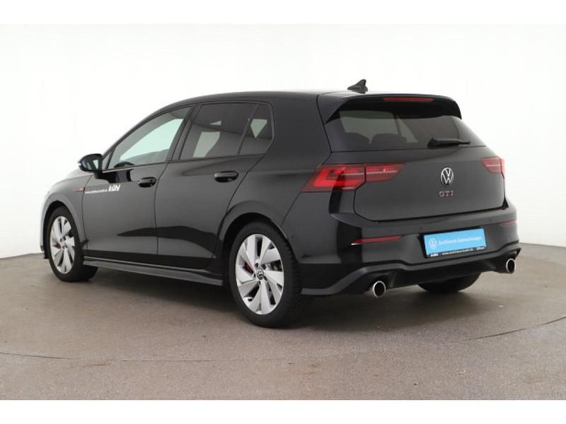 Gebraucht VW Golf VIII GTI 245 PS (180 kW) 2024 Grenadillschwarz metallic Limousine