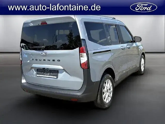 Gebraucht Ford Tourneo Courier Titanium 125 PS (91 kW) 2025 Solarsilber Van / Kleinbus