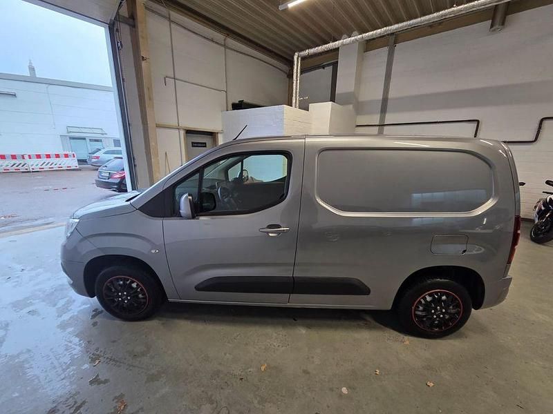 Gebraucht Opel Combo Edition 102 PS (75 kW) 2021 Grau Van / Kleinbus