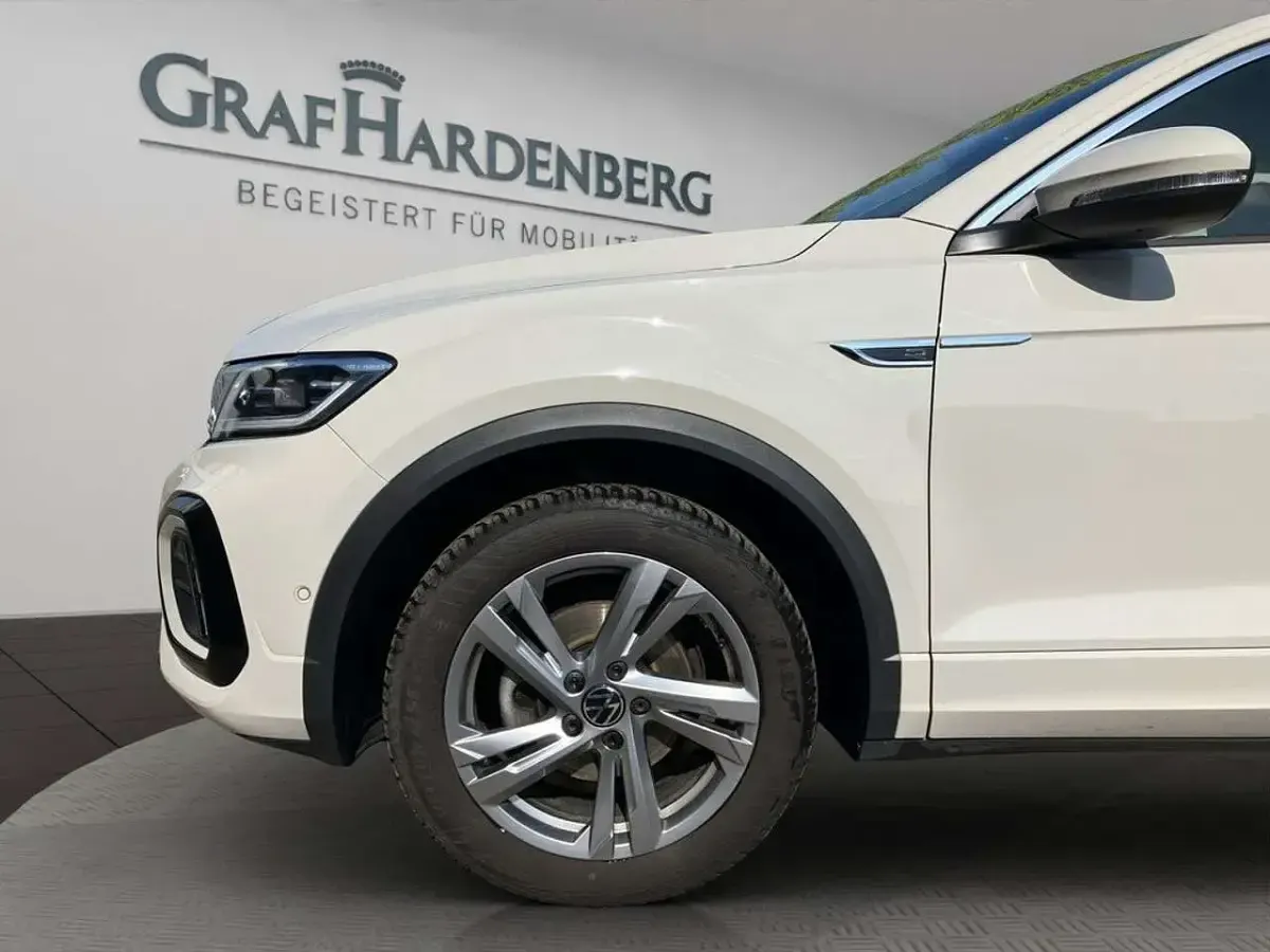 Gebraucht VW T-Roc R-line 110 PS (80 kW) 2024 Ascotgrau SUV