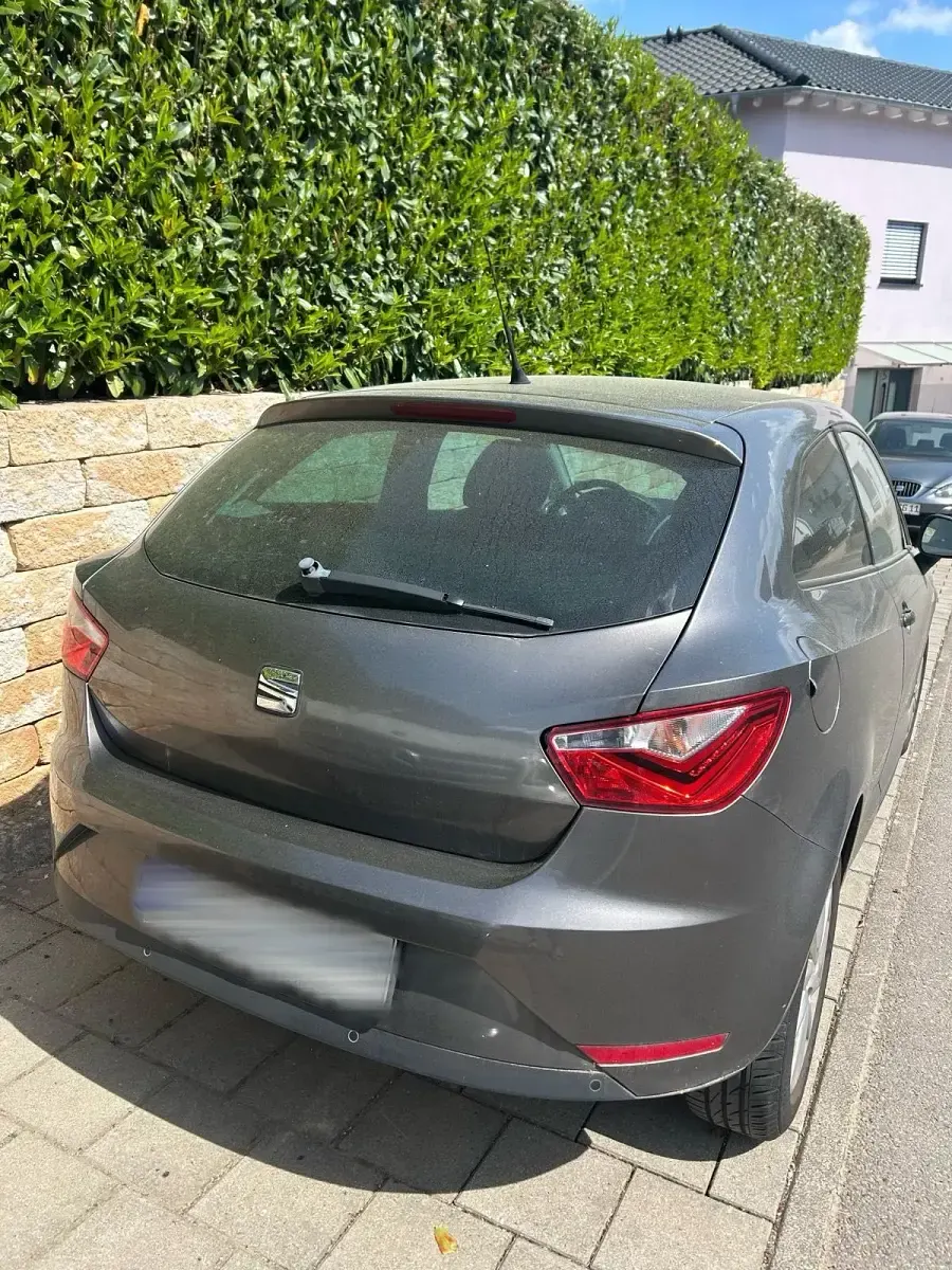 Używany Seat Ibiza 105 KM (77 kW) 2015 Szary Coupe