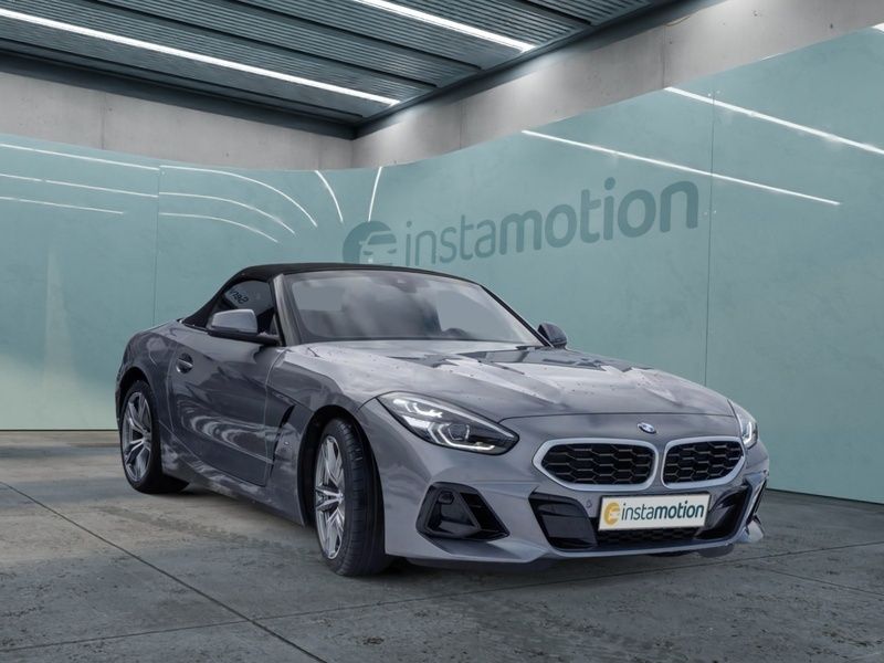 Grau Gebraucht 2024 BMW Z4 Sport Line Cabrio | 44.800 € (Etwas zu teuer) - Bild 1/3
