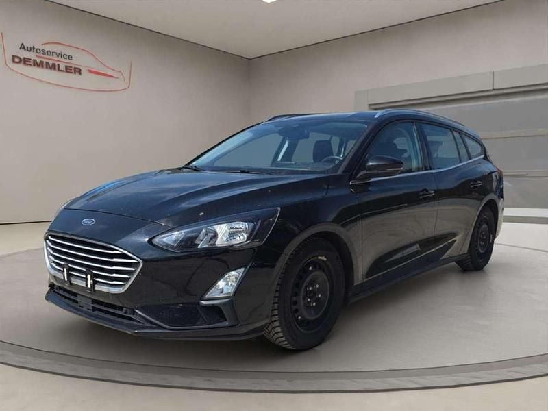 Second-hand Ford Focus 120 CP (88 kW) 2019 Negru Break