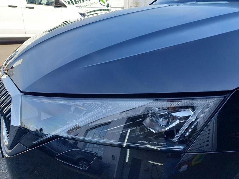 Gebraucht Skoda Octavia Tour 150 PS (110 kW) 2025 Schwarzmagic perleffekt (metallic) Kombi