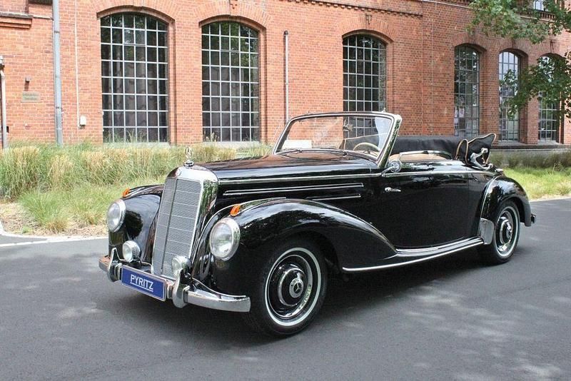 Schwarz Gebraucht 1953 Mercedes 220 Cabrio | 145.000 € - Bild 1/4