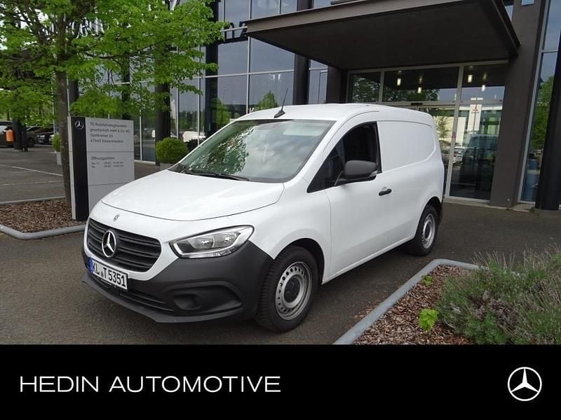 Weiß Gebraucht 2022 Mercedes Citan 110 Van / Kleinbus | 16.898 € (Superpreis) - Bild 1/4