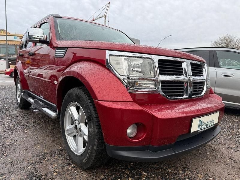 Rot Gebraucht 2010 Dodge Nitro SXT SUV | 7.990 € (Fairer Preis) - Bild 1/4