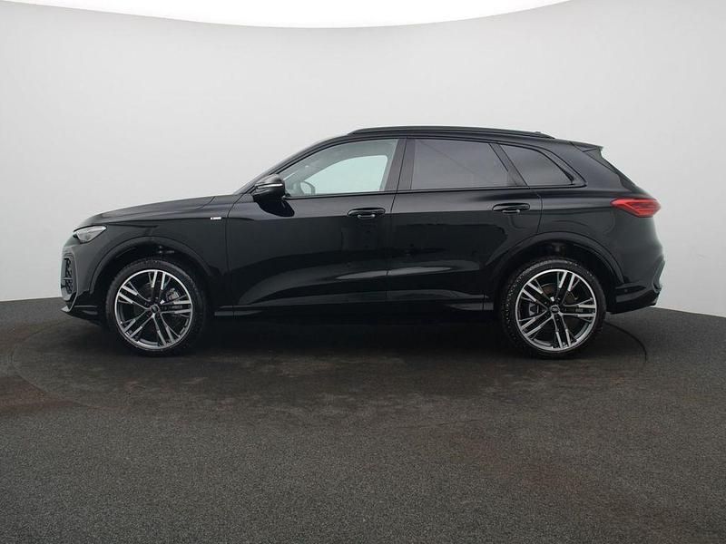 Gebraucht Audi Q5 S-Line 204 PS (150 kW) 2026 Mythosschwarz metallic SUV