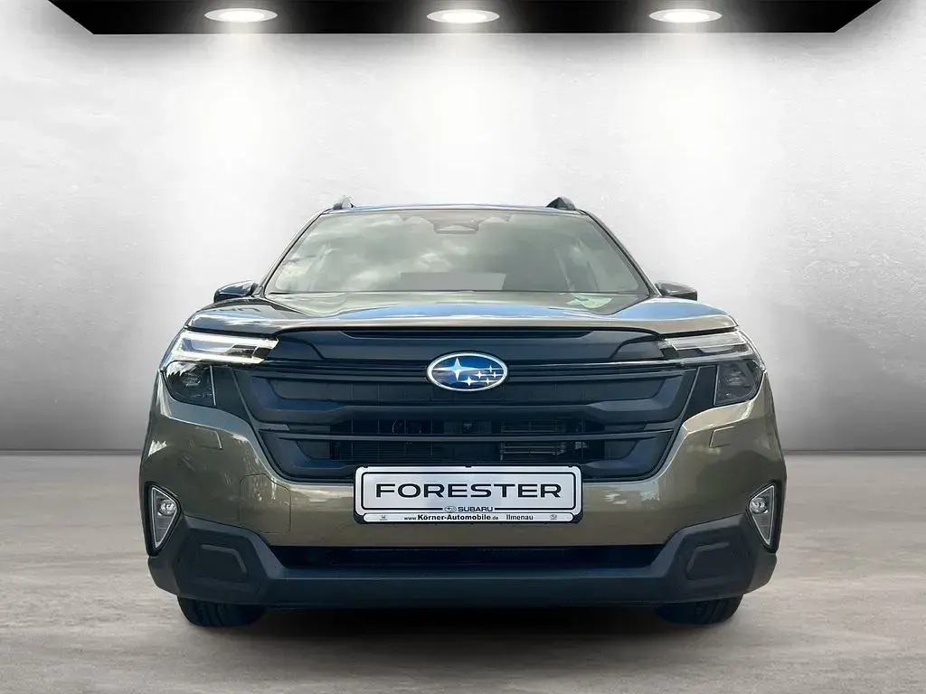 Neu Subaru Forester Active 136 PS (100 kW) 2026 Grün SUV