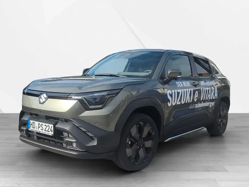 Gebraucht Suzuki e-Vitara Comfort+ 135 kW (184 PS) 2026 Grün SUV