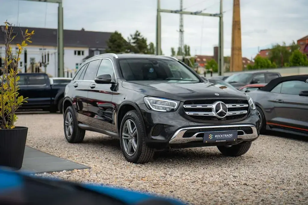 Gebraucht Mercedes GLC300 258 PS (189 kW) 2021 Grau SUV