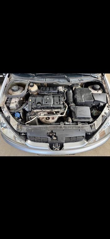 Gebraucht Peugeot 206 CC 109 PS (80 kW) 2004 Silber Cabrio