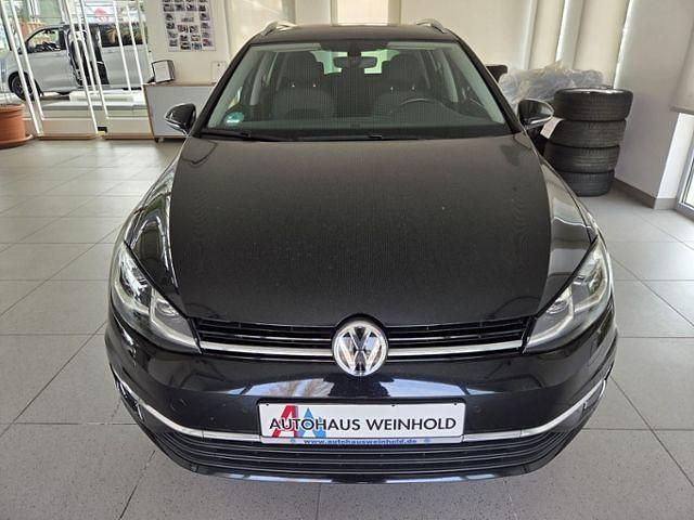 Gebraucht VW Golf VII Highline 150 PS (110 kW) 2020 Schwarz Kombi