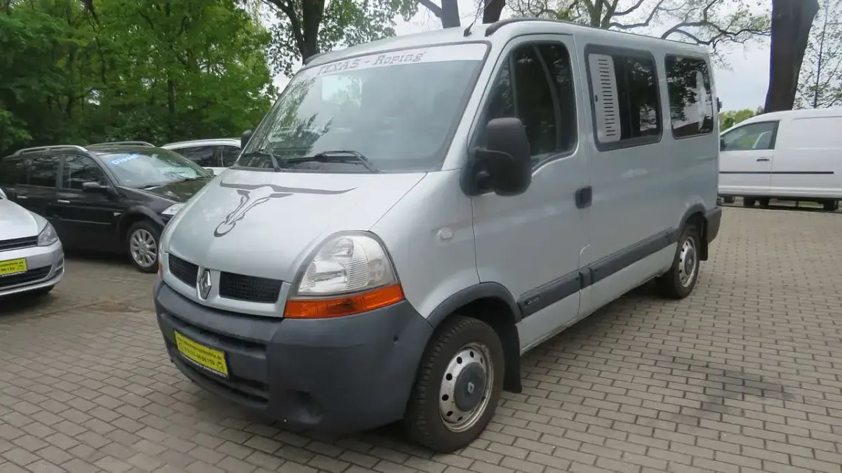 Gebraucht Renault Master 114 PS (83 kW) 2005 Silber Van / Kleinbus