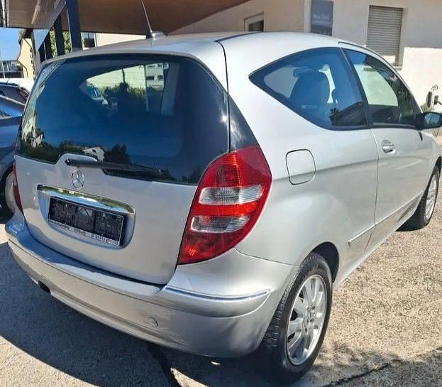 Gebraucht Mercedes A150 95 PS (69 kW) 2005 Silber Limousine