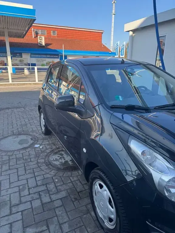 Second-hand Chevrolet Spark LS 69 CP (50 kW) 2013 Negru Hatchback