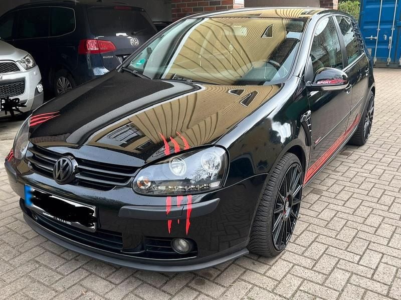 Usata VW Golf V 150 CV (110 kW) 2004 Nero Utilitaria