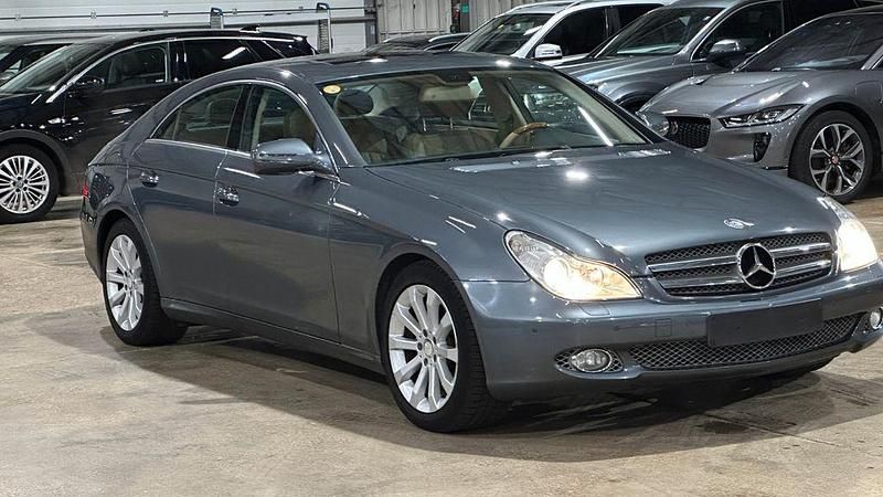 Gebraucht Mercedes CLS350 224 PS (164 kW) 2011 Grau Limousine