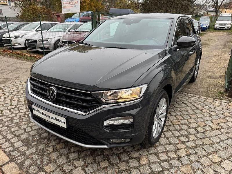 Grau Gebraucht 2021 VW T-Roc Sportline SUV | 18.299 € (Fairer Preis) - Bild 1/4