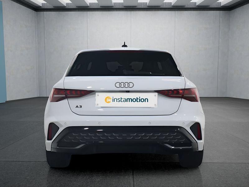 Gebraucht Audi A3 150 PS (110 kW) 2025 Weiß Limousine