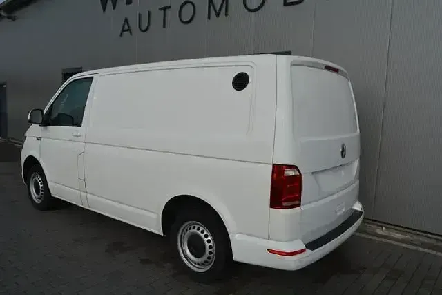 Second-hand VW Transporter 150 CP (110 kW) 2019 Alb Van