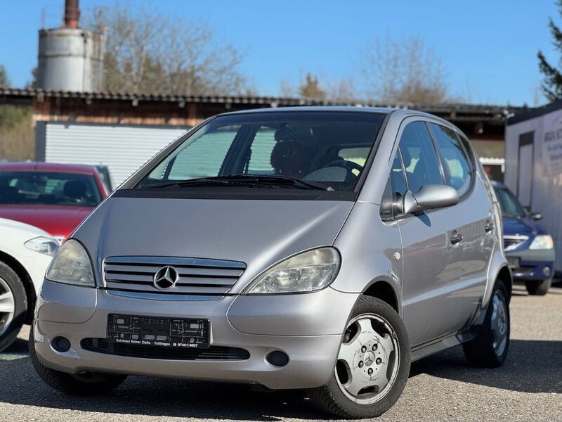 Grau Gebraucht 1999 Mercedes A140 Elegance Van / Kleinbus | 2.950 € (Etwas zu teuer) - Bild 1/4