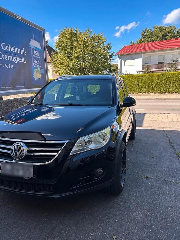 Schwarz Gebraucht 2008 VW Tiguan Sport SUV | 6.900 € (Fairer Preis) - Bild 1/4