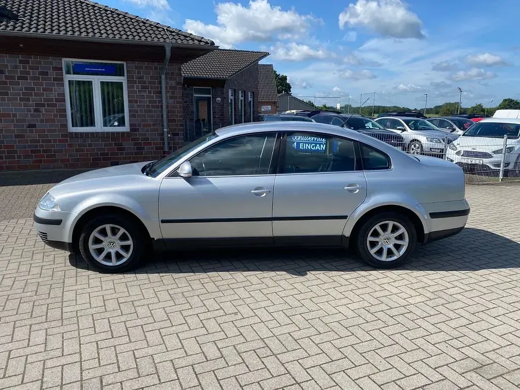 Gebraucht VW Passat Trendline 102 PS (75 kW) 2004 Silber Limousine