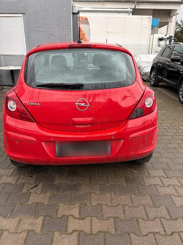 Gebraucht Opel Corsa 101 PS (74 kW) 2010 Rot Kleinwagen