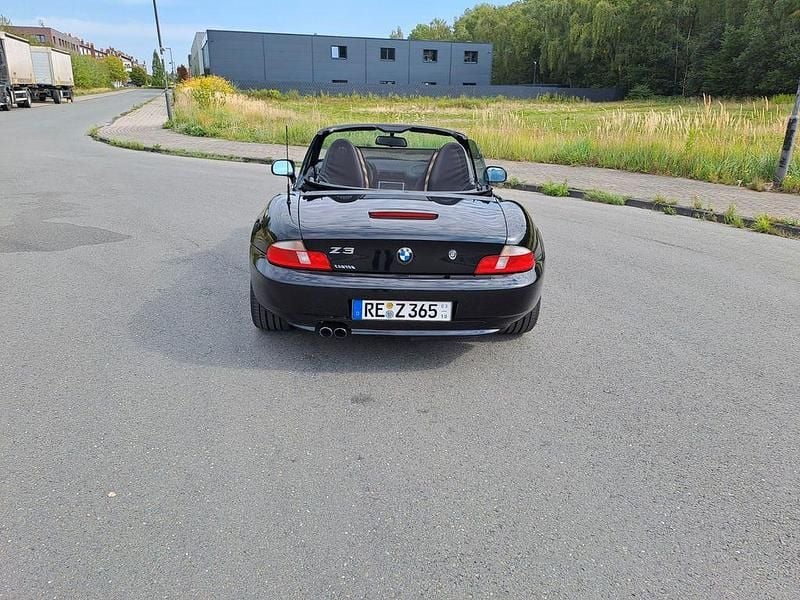 Gebraucht BMW Z3 Performance 170 PS (125 kW) 2001 Schwarz Cabrio