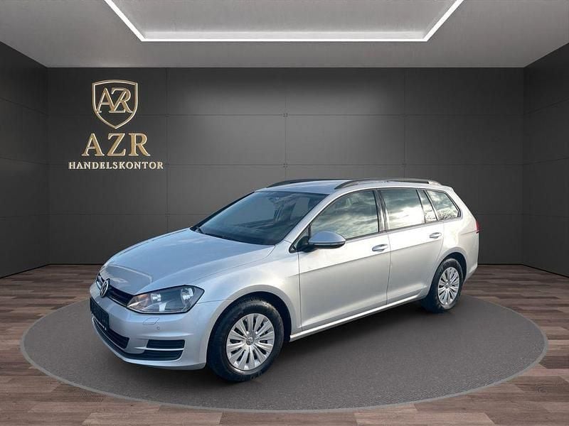 Silber Gebraucht 2015 VW Golf VII Trendline Kombi | 5.390 € (Guter Preis) - Bild 1/4