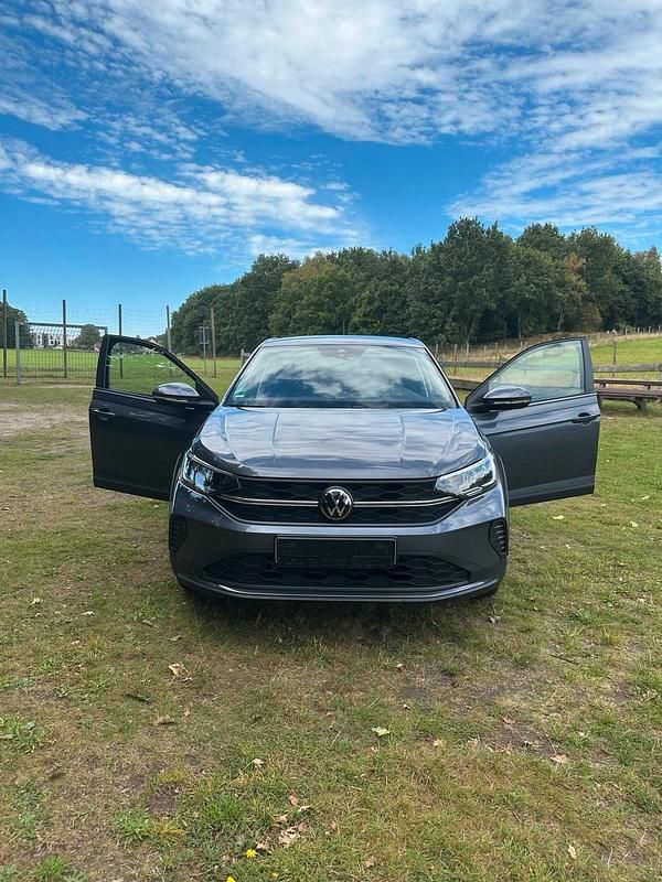 Grau Gebraucht 2022 VW Taigo SUV | 14.900 € (Superpreis) - Bild 1/4
