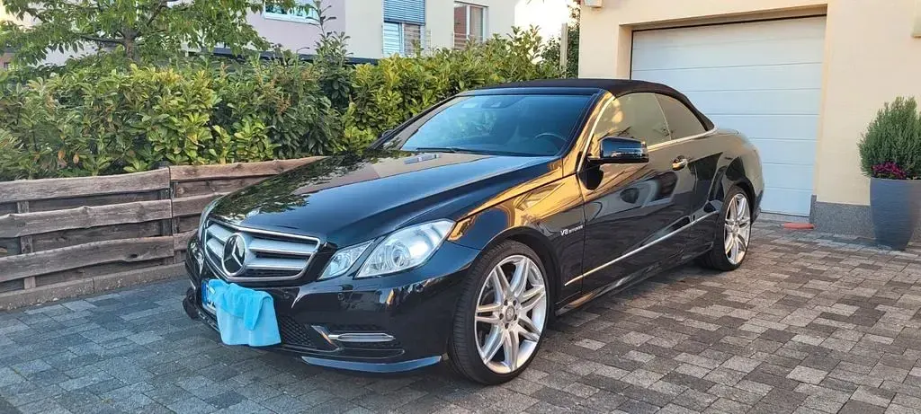 Gebraucht Mercedes E500 408 PS (300 kW) 2012 Schwarz Cabrio